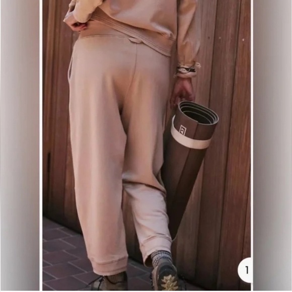 Free People Movement x Hatch Intercept Pants Desert Sand Tan Size XS & Large NWT - Picture 2 of 4